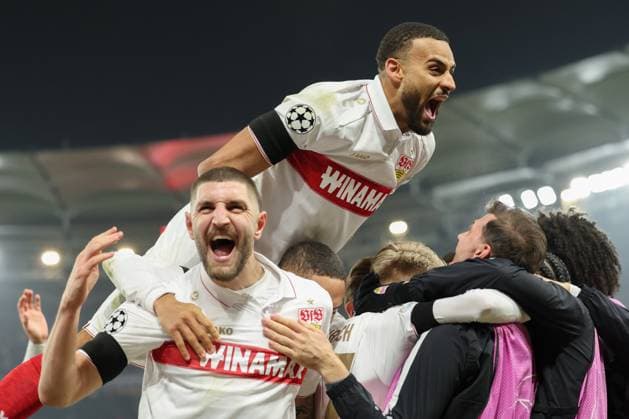 Sport Bilder des Tages 11.12.2024, Deutschland, Stuttgart, Fußball Champions League, VfB Stuttgart vs. Young Boys Bern, v.l. Jeff Chabot (VfB) Josha Vagnoman (VfB) jubeln nach dem Tor zum 4:1