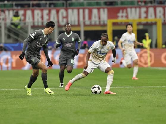 AC Milan v FK Crvena Zvezda - UEFA Champions League 2024 25 League Phase MD6 Milson participates in the Champions League 2024-2025 match between Milan and Stella Rossa Belgrado in Milano, Italy, on December 11, 2024. Milano ITA Italy  Copyright: xLorisxRosellix originalFilename:roselli-milanvst241211_npyjV.jpg