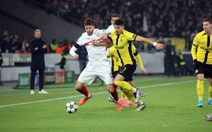 11.12.24 VfB Stuttgart - Young Boys Bern Deutschland, Stuttgart, 11.12.2024, Fussball, UEFA Champions League, VfB Stuttgart - Young Boys Bern: v.l. Atakan Karazor (VfB Stuttgart), Filip Ugrinic (Young Boys Bern).