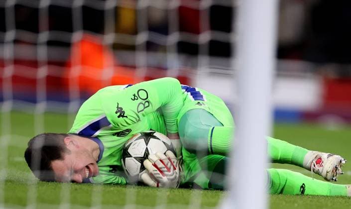 (241212) -- LONDON, Dec. 12, 2024 -- Monaco s goalkeeper Radoslaw Majecki reacts after saving the ball from Arsenal s Gabriel Jesus during the UEFA Champions League football match between Arsenal and Monaco in London, Britain, on Dec. 11, 2024. ) (SP)BRITAIN-LONDON-FOOTBALL-UEFA CHAMPIONS LEAGUE-ARSENAL VS MONACO LixYing 