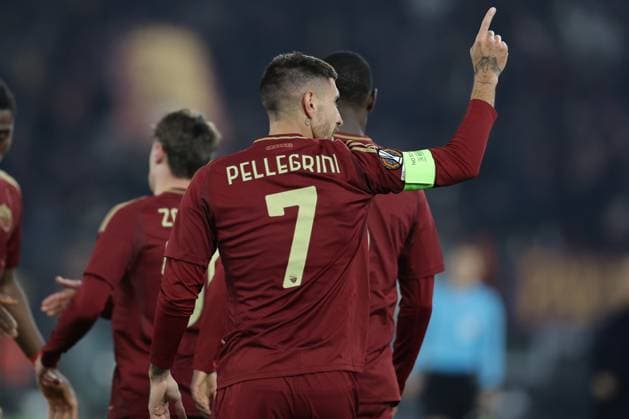 Romaâ??s Italian midfielder Lorenzo Pellegrini celebrates after scoring a goal during UEFA Europa League phase match day 6 match between AS Roma vs Sporting Braga at Olimpico stadium on December 12, 2024 in Rome, Italy.  Copyright: xAntonioxBalasco IPAxSportx xipa-agency.netx xx IPA_52345286 IPA_Agency_IPA52345286