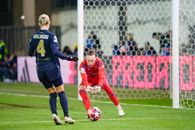 Peyraud-Magnin Pauline (16, Juventus Turin) beim Spiel FC Bayern München v Juventus Turin, Fußball, UEFA Women s Champions League 2024 2025, 5.Spieltag am 12.12.2024 in München, FC Bayern Campus. DFL and DFB regulations prohibit any use of photographs as image sequences and or quasi-video. Bayern Deutschland