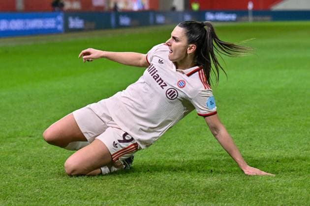 UEFA Womens s Champions League; FC Bayern München Frauen - Juventus Turin Frauen; 12.12.2024 Jubel nach dem Treffer zum 1-0 fuer die FCB Frauen durch Jovana DAMNJAVOVIC (FCB 9) Freude Happy Tor Torschuetzin Womens Champions League: FC Bayern Frauen - Juventus FC, FC Bayern Campus am 12.12.2024 Copyright: xBEAUTIFULxSPORTS Goldbergx