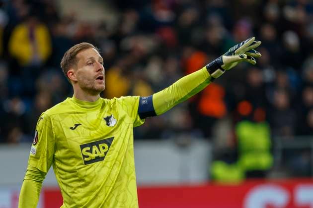 Oliver Baumann (TSG Hoffenheim, 01) , Fussball, UEFA Europa League, 6. Spieltag, 2024 2025, TSG Hoffenheim vs. FCSB Bukarest, 12.12.2024, Rhein-Neckar-Arena, Sinsheim, Deutschland Sinsheim Rhein-Neckar-Arena Baden-Württemberg Deutschland Copyright: xGrantxHubbsx
