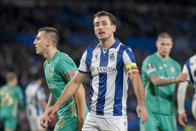 2024 25 UEFA Europa League Mikel Oyarzabal of Real Sociedad gestures during the Europa League 2024 25 League Phase match between Real Sociedad and FC Dynamo Kyiv at Reale Arena. Donostia - San Sebastian. (Basque Country) December 12, 2024. (Gari Garaialde Bostok Photo) Donostia Gipuzkoa Spain Editorial Use Only  Copyright: xGarikoitzxGaraialdex xBostokxPhotox Bostok Photo GarixGaraialdex 0784846077st