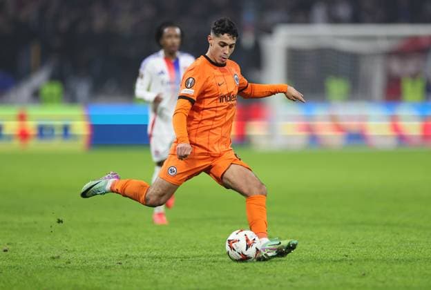 12.12.2024, Fussball UEFA Europa League, Olympique Lyon - Eintracht Frankfurt, emonline, emspor, v.l., Fares Chaibi (Eintracht Frankfurt) DFL DFB REGULATIONS PROHIBIT ANY USE OF PHOTOGRAPHS AS IMAGE SEQUENCES AND OR QUASI-VIDEO. xdcx Copyright: HMBxMedia Claus