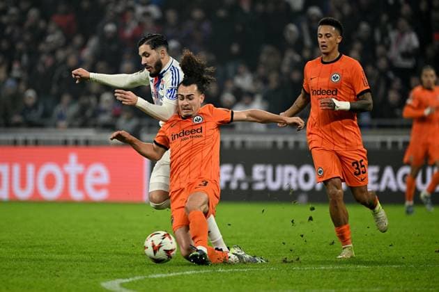 12.12.2024, xjhx, Fussball UEFA Europa League, Olympique Lyon - Eintracht Frankfurt emspor, v.l. Rayan Cherki (Olympique Lyon) Arthur Theate (Eintracht Frankfurt) Zweikampf, Aktion, action, battle for the ball (DFL DFB REGULATIONS PROHIBIT ANY USE OF PHOTOGRAPHS as IMAGE SEQUENCES and or QUASI-VIDEO) Lyon