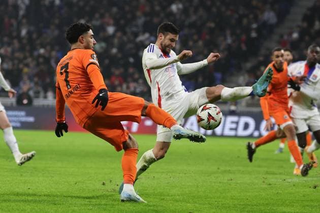 2024.12.12 6. Spieltag UEFA Europa League Olympique Lyonnais Eintracht Frankfurt v.l., Omar Marmoush (Eintracht Frankfurt), Nicolas Tagliafico (Olympique Lyonnais), Zweikampf, Action, Aktion, Battles for the Ball (DFL REGULATIONS PROHIBIT ANY USE OF PHOTOGRAPHS AS IMAGE SEQUENCES AND OR QUASI-VIDEO) Copyright: JoaquimxFerreira