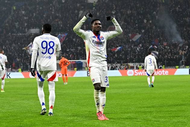 12.12.2024, xjrdrx, Fussball UEFA Europa League, Olympique Lyon - Eintracht Frankfurt emspor, v.l. Torjubel nach dem Tor zum celebrating the goal celebrate 3:1 durch Ernest Nuamah (Olympique Lyon) (DFL DFB REGULATIONS PROHIBIT ANY USE OF PHOTOGRAPHS as IMAGE SEQUENCES and or QUASI-VIDEO) Lyon