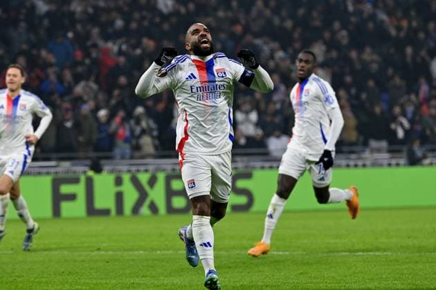 12.12.2024, xjrdrx, Fussball UEFA Europa League, Olympique Lyon - Eintracht Frankfurt emspor, v.l. Torjubel nach dem Tor zum celebrating the goal celebrate 2:1 durch Malick Fofana (Olympique Lyon) Alexandre Lacazette (Olympique Lyon) (DFL DFB REGULATIONS PROHIBIT ANY USE OF PHOTOGRAPHS as IMAGE SEQUENCES and or QUASI-VIDEO) Lyon