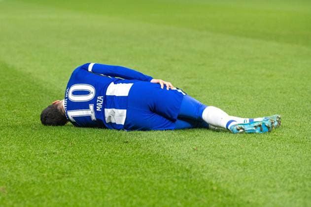 Fussball, Herren, Saison 2024 2025, 2. Bundesliga (16. Spieltag), Hertha BSC - SC Preußen Münster, Ibrahim Maza (Hertha BSC) am Boden, 13.12. 2024,