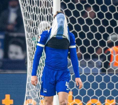 Fussball, Herren, Saison 2024 2025, 2. Bundesliga (16. Spieltag), Hertha BSC - SC Preußen Münster, Pascal Klemens (Hertha BSC), Enttäuschung nach Gegentor zum 1:1, 13.12. 2024,