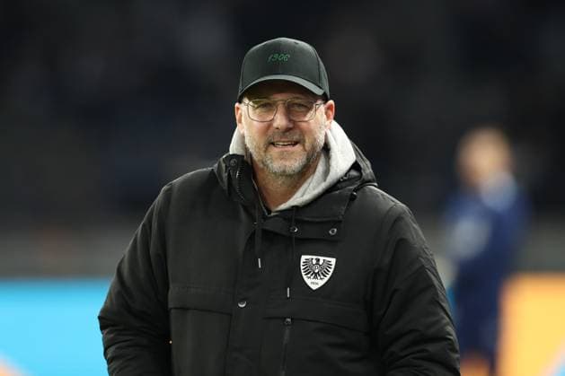 13.12.2024, xtgx, Fussball 2. Bundesliga, Hertha BSC Berlin - SC Preussen Muenster emspor, v.l. Sascha Hildmann (Münster, Trainer) Portrait, Portraet, Einzelbild (DFL DFB REGULATIONS PROHIBIT ANY USE OF PHOTOGRAPHS as IMAGE SEQUENCES and or QUASI-VIDEO) Berlin