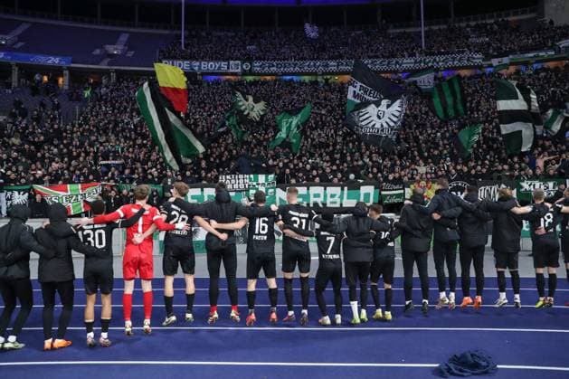 Sport Bilder des Tages 13.12.2024, xtgx, Fussball 2. Bundesliga, Hertha BSC Berlin - SC Preussen Muenster emspor, v.l. Münster Jubel ueber den Sieg, Jubel nach Spielende (DFL DFB REGULATIONS PROHIBIT ANY USE OF PHOTOGRAPHS as IMAGE SEQUENCES and or QUASI-VIDEO) Berlin