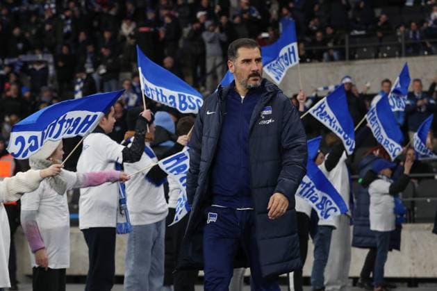13.12.2024, xtgx, Fussball 2. Bundesliga, Hertha BSC Berlin - SC Preussen Muenster emspor, v.l. Cristian Fiel (Hertha, Trainer) (DFL DFB REGULATIONS PROHIBIT ANY USE OF PHOTOGRAPHS as IMAGE SEQUENCES and or QUASI-VIDEO) Berlin