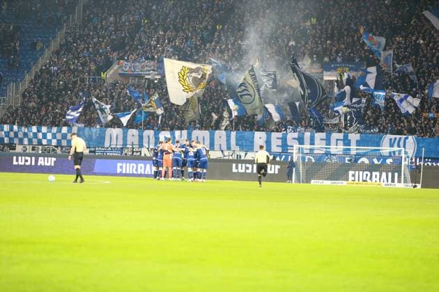 13.12.2024, xrekx, Fussball 2.Bundesliga, Karlsruher SC - Jahn Regensburg emspor, v.l. Die Mannschaft vor dem Anpfiff (Karlsruher SC) (DFL DFB REGULATIONS PROHIBIT ANY USE OF PHOTOGRAPHS as IMAGE SEQUENCES and or QUASI-VIDEO) Karlsruhe