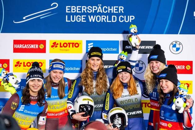 Sport Themen der Woche KW50 Sport Bilder des Tages 14.12.2024, GER, Rennrodeln, Saison 24 25, Frauen Doppel, 3. Eberspaecher Rodel Weltcup Eberspaecher Team Staffel Weltcup presented by BMW Finallauf Jessica Degenhardt Cheyenne Rosenthal (GER) Selina Egle Lara Michaela Kipp (AUT) Chevonne Chelsea Forgan Sophia Kirkby (USA) 98559 Oberhof LOTTO Thüringen EISARENA Oberho Thüringen Deutschland *** 14 12 2024, GER, Luge, Season 24 25, Women doubles, 3 Eberspaecher Luge World Cup Eberspaecher Team Relay World Cup presented by BMW Final run Jessica Degenhardt Cheyenne Rosenthal GER Selina Egle Lara Michaela Kipp AUT Chevonne Chelsea Forgan Sophia Kirkby USA 98559 Oberhof LOTTO Thüringen EISARENA Oberho Thüringen Germany
