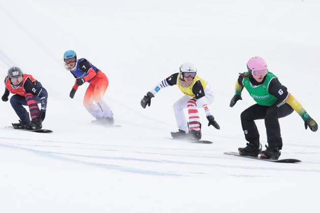 Sport Themen der Woche KW50 Sport Bilder des Tages FIS SNOWBOARD CROSS WORLD CUP 2025 - Menâ??s Snowboard Cross - BREUIL CERVINIA - RACE during FIS Snowboard Cross World Cup - Women and Men, Snowboard race in Cervinia, Italy, December 14 2024  Copyright: xLucianoxMariaxBisi IPAxSportx xipa-agency.netx xx IPA_52391082 IPA_Agency_IPA52391082