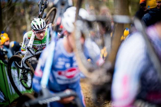 Belgian Toon Vandebosch pictured in action during the men s elite race at the Herentals Crosst cyclocross cycling event on Saturday 14 December 2024 in Herentals, stage 4 8 in the X2O Badkamers Trofee Veldrijden competition. JASPERxJACOBS  x108249372x