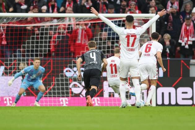 GER, 2.FBL, 1. FC Koeln vs. 1. FC Nuernberg 15.12.2024, Rheinenergie Stadion, Koeln, GER, 2.FBL, 1. FC Koeln vs. 1. FC Nuernberg, im Bild: 2:0 fuer Koeln durch 11 Meter Florian Kainz (FC Koeln 11),