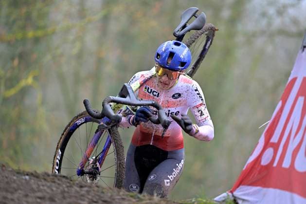 UCI Cyclocross World Cup series 2024-2025 in Namur NAMUR, BELGIUM - DECEMBER 15 : Brand Lucinda (NED) of Baloise Trek Lions during the 4th leg of the UCI Cyclocross World Cup series 2024-2025 in Namur, Belgium, 15 12 2024 Namur Belgium  Copyright: xSesx