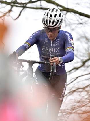 UCI Cyclocross World Cup series 2024-2025 in Namur NAMUR, BELGIUM - DECEMBER 15 : Alvarado Ceylin Del Carmen (NED) of Alpecin-Deceuninck during the 4th leg of the UCI Cyclocross World Cup series 2024-2025 in Namur, Belgium, 15 12 2024 Namur Belgium  Copyright: xSesx