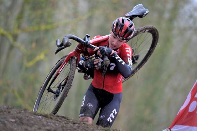 UCI Cyclocross World Cup series 2024-2025 in Namur NAMUR, BELGIUM - DECEMBER 15 : Worst Annemarie (NED) of Cyclocross Reds during the 4th leg of the UCI Cyclocross World Cup series 2024-2025 in Namur, Belgium, 15 12 2024 Namur Belgium  Copyright: xSesx