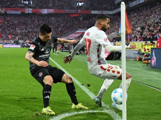 Oliver Villadsen (1. FC Nuernberg) und Linton Maina (1. FC Koeln) im Zweikampf waehrend des Spiels der 2. Bundesliga zwischen dem 1. FC Köln und 1. FC Nürnberg im RheinEnergieStadion am 15. December 2024 in Köln, Deutschland. (Foto von Ralf Treese DeFodi Images) +++ Oliver Villadsen (1. FC Nuernberg) und Linton Maina (1. FC Koeln) battle for the ball during the 2. Bundesliga match between 1. FC Köln and 1. FC Nürnberg at RheinEnergieStadion on December 15, 2024 in Cologne, Germany. (Photo by Ralf Treese DeFodi Images) DFB DFL REGULATIONS PROHIBIT ANY USE OF PHOTOGRAPHS AS IMAGE SEQUENCES AND OR QUASI-VIDEO. Defodi-521_KOEFCN20241215_039