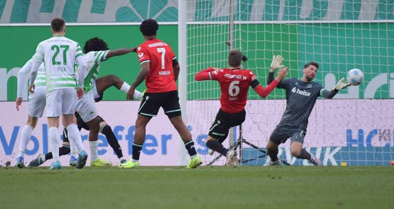 15.12.2024, xblx, Fussball 2.Bundesliga, Spvgg Greuther Fuerth - Hannover 96 emspor, v.l. Noel Futkeu (SpVgg Greuther Fürth), Goal scored, Tor zum 1:0 (DFL DFB REGULATIONS PROHIBIT ANY USE OF PHOTOGRAPHS as IMAGE SEQUENCES and or QUASI-VIDEO) Fuerth