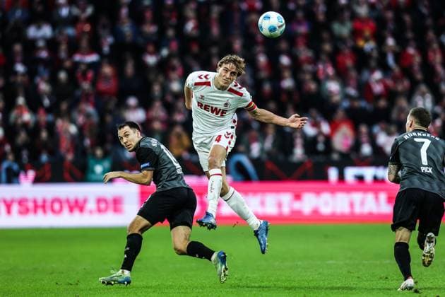 Fussball, 2.Bundesliga Saison 2024 2025 16.Spieltag 1.FC Köln - 1.FC Nürnberg 15.12.2024, RheinEnergieSTADION 1.FC Nürnberg Dominique Heintz (1.FC Köln, 3) Köln RheinEnergieSTADION Nordrhein-Westfahlen Deutschland