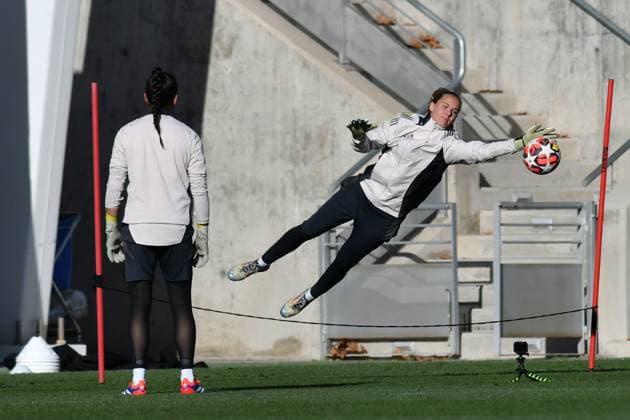 December 16, 2024, Valdebebas, Madrid, Spain: Real Madrid CF Femenino player MYLoËÜNE CHAVAS during training at the Alfredo Di Stefano, Spain, Dec. 16. Valdebebas Spain - ZUMAc312 20241216_zsp_c312_017 Copyright: xOscarxManuelxSanchezx