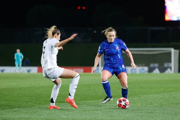 December 17, 2024, Valdebebas, Madrid, SPAIN: Erin Cuthbert of Chelsea in action during the UEFA Womenâ€⠢s Champions League, Group B, football match played between Real Madrid and Chelsea at Alfredo Di Stefano stadium on December 17, 2024, in Valdebebas, Madrid, Spain. Valdebebas SPAIN - ZUMAa181 20241217_zaa_a181_095 Copyright: xDennisxAgyemanx