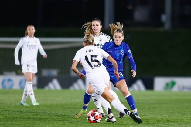 December 17, 2024, Valdebebas, Madrid, SPAIN: Wieke Kaptein of Chelsea and Sheila Garcia of Real Madrid in action during the UEFA Womenâ€⠢s Champions League, Group B, football match played between Real Madrid and Chelsea at Alfredo Di Stefano stadium on December 17, 2024, in Valdebebas, Madrid, Spain. Valdebebas SPAIN - ZUMAa181 20241217_zaa_a181_074 Copyright: xDennisxAgyemanx