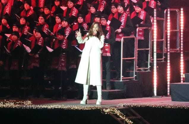 17.12.24 VfB Stuttgart Weihnachtskonzert Deutschland, Stuttgart, 17.12.2024, Fussball, Bundesliga, VfB Stuttgart Weihnachtskonzert: Andrea Berg.