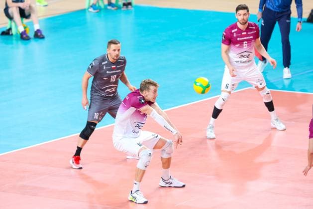 WARSZAWA 17.12.2024 MECZ 4. KOLEJKA GRUPA A LIGA MISTRZOW MEZCZYZN SEZON 2024 2025 --- VOLLEYBALL MENS CEV CHAMPIONS LEAGUE GROUP A MATCH IN WARSAW: PGE PROJEKT WARSZAWA - ACH VOLLEY LJUBLJANA DAMIAN WOJTASZEK ARTUR SZALPUK TOBIAS BRAND FOT. ANNA KLEPACZKO FOTOPYK NEWSPIX.PL --- newspix.pl POLAND OUT! 