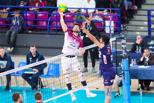 WARSZAWA 17.12.2024 MECZ 4. KOLEJKA GRUPA A LIGA MISTRZOW MEZCZYZN SEZON 2024 2025 --- VOLLEYBALL MENS CEV CHAMPIONS LEAGUE GROUP A MATCH IN WARSAW: PGE PROJEKT WARSZAWA - ACH VOLLEY LJUBLJANA TOBIAS BRAND AMIR MOHAMMAD GOLZADEH FOT. ANNA KLEPACZKO FOTOPYK NEWSPIX.PL --- newspix.pl POLAND OUT! 