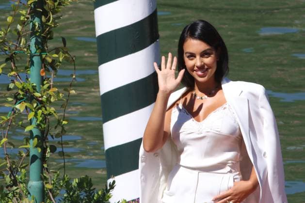 77th Venice Film Festival Spanish Georgina Rodriguez, companion of footballer Cristiano Ronaldo is arriving at the 77th Venice Film Festival at the Lido in Venice, Italy on September 3, 2020. (Photo by Pierre Teyssot ESPA-Images) Venice - USA EDITORIAL USE ONLY Copyright: xx ZUMA-20200903_zaf_cs12_014.jpg ESPAxPhotoxAgencyx csmphototwo683119