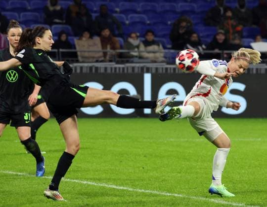OL WOLFSBURG UEFA CHAMPION LEAGUE PHOTOPQR LE PROGRES Richard MOUILLAUD - Décines-Charpieu 17 12 2024 - OL WOLFSBURG UEFA CHAMPION LEAGUE -OL WOLFSBURG UEFA WOMENS CHAMPIONS LEAGUE FOOT FEMININ Eugénie LE SOMMER Décines-Charpieu Rhône Rhône-Alpes France  Copyright: xPHOTOPQR LExPROGRES MAXPPPxRichardxMOUILLAUDx 20241217LPL3345 0786350973st