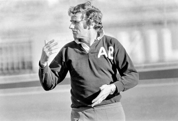 790715 Football, English First Division 1979-1980, Manchester City: General Manager Tony Book at training. Copyright: BILDBYRAN BB790715BB005