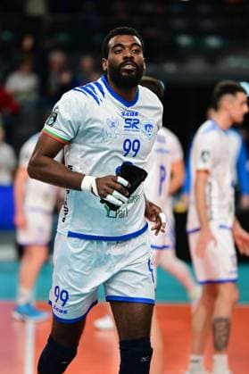 Volleyball I Herren I Saison 2024-2025 I Champions League Volley I 4th Round Leg 4 CLVM 84 I SVG Lüneburg - Levski SOFIA I 18.12.2024 Livan OSORIA RODRIGUEZ (99, Levski SOFIA) beim warmup Lüneburg LKH Arena Niedersachsen Deutschland Copyright: xLobeca AndreasxHannigx