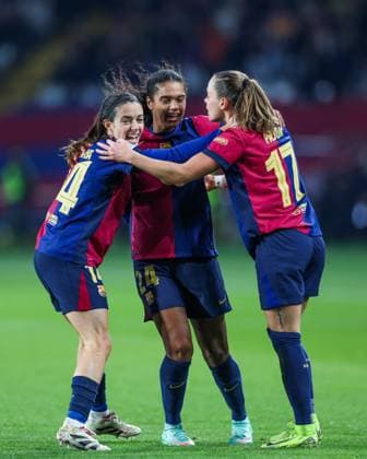Barcelona, Spain, December 18th 2024: Aitana Bonmati (14 FC Barcelona, Barca Ewa Pajor (17 FC Barcelona) and Esmee Brugts (24 FC Barcelona) celebrates after scoring during the UEFA Womens Champions League football match between FC Barcelona and Manchester City at the Estadi Olimpic Lluis Companys in Barcelona, Spain (Judit Cartiel SPP) Copyright: xJuditxCartielx xSPPx spp-en-JuCaSp-JUCA1857