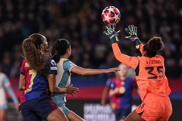 December 18, 2024, Barcelona, Barcelona, Spain: Khiara Keating of Manchester City FC in action during the UEFA WomenÃ¢â‚¬â ¢s Champions League Group Stage MD6, football match played between FC Barcelona, Barca and Manchester City FC at Estafi Olimpic Lluis Companys on December 18, 2024 in Barcelona, Spain. Barcelona Spain - ZUMAa181 20241218_zaa_a181_041 Copyright: xJavierxBorregox