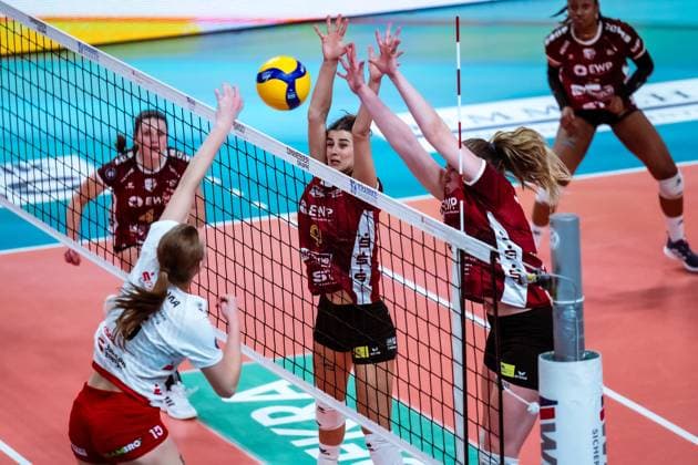 DVV-Pokal Halbfinale; SC Potsdam - Dresdner SC; 18.12.2024 DVV-Pokal Halbfinale; SC Potsdam - Dresdner SC; 18.12.2024 Copyright: xBEAUTIFULxSPORTS NicolxMarschallx