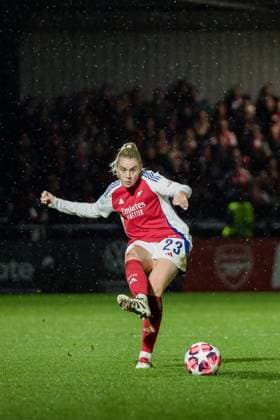 London, England, December 19 2024: Alessia Russo (23 Arsenal) in action during the UEFA Womens Champions League game between Arsenal and FC Bayern Munich at Meadow Park in London, England. (Pedro Porru SPP) Copyright: xPedroxPorrux xSPPx spp-en-PePoSp-4F8A5881_DxO
