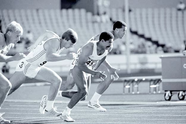 Daley Thompson in the Men s Decathlon 200m Final Seoul Olympics 1988 Independent 28 09 1988 Seoul Olympics 1988 DMGTCHPDPICT000349679906