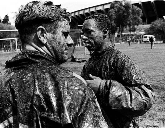 IAN WRIGHT AND PAUL GASCOIGNE (GAZZA) TRAINING IN IZMIR, TURKEY, FOR A WORLD CUP QUALIFIER MATCH, 1993. PICTURE DAVID ASHDOWN. 6belter.jpg DMGTCHPDPICT000411335468