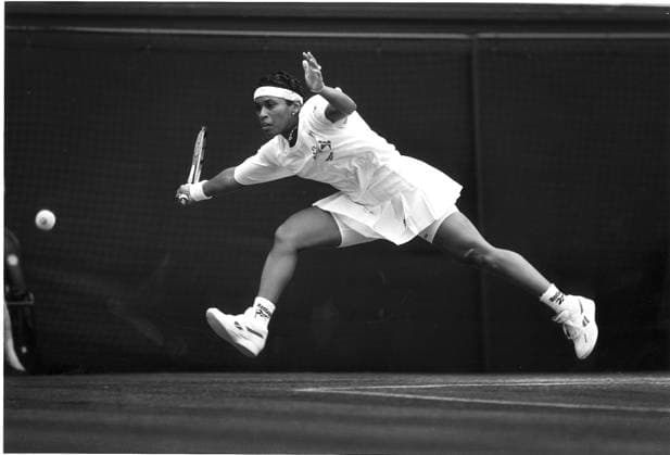 Zina Garrison reaching for the ball Wimbledon 1994 Tennis Zina Garrison DMGTCHPDPICT000401170518