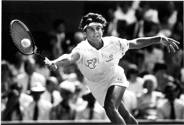 Gabriella Sabatina playing at Wimbledon 1991 Tennis Gabriella Sabatina DMGTCHPDPICT000389726141