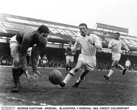Football - 1961 1962 season Blackpool v Arsenal GEORGE EASTHAM - ARSENAL. Tony Waiters (Blackpool goalkeeper) 