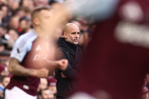 Sport Themen der Woche KW51 Sport Bilder des Tages Pep Guardiola Manager of Manchester City. Aston Villa v Manchester City, Premier League, Football, Villa Park, Birmingham, UK - 21 Dec 2024 EDITORIAL USE ONLY No use with unauthorised audio, video, data, fixture lists, club league logos or live services. Online in-match use limited to 120 images, no video emulation. No use in betting, games or single club league player publications.  Copyright: xRyanxBrowne Shutterstockx 15012216z